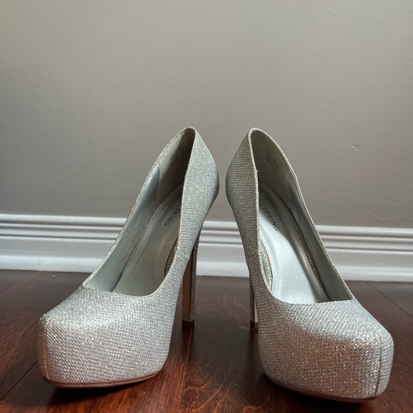 Spring Silver Glitter Heels - Picture 3 of 3